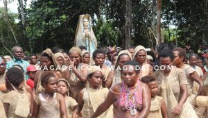 Hormati Ibu Sang Juru Selamat (Bunda Maria), bukan menyembah patung