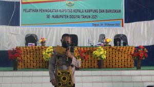 Kapolres Nabire berikan sosialisasi kepada para Kakam di Dogiyai