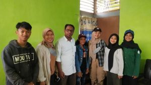 Enam pejuang muda Kemensos sedang berada di Nabire