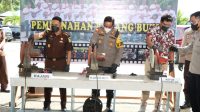 Polres Nabire musnahkan dua Senpi LP dan sebuah Senpi laras pendek sertab amunisinya