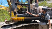 KKB bakar alat berat proyek pembangun jalan di Pegubin