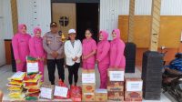 Wakapolres Dogiyai gelar baksos di tempat ibadah dan pasar