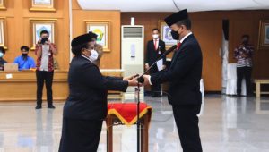 Valentinus S. Sumito jabat Pj. Sekda Papua Tengah