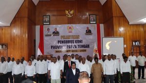 Lantik pengurus KONI PPT, Marciano Norman; Presiden ingin seluruh Provinsi hadir di PON Aceh