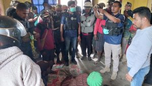 Polisi di Dogiyai datangi TKP penemuan mayat di Kampung Ekimani
