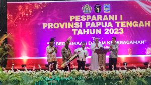 Buka Pesparani Pertama di Papua Tengah, Pj Gubernur Papua Tengah Ucapkan Selamat Memuji Tuhan