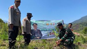 TNI POLRI di Dogiyai tanam sejuta Pohon