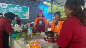 Tim PKK Papua Tengah gelar pelatihan Kewirausahaan Ekonomi Kreatif