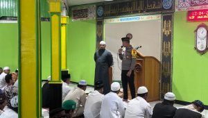 Jumling 02/02, Kapolres Dogiyai sampaikan pesan kamtibmas kepada jamaah Masjid Al Kautsar Moanemani