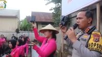 Kapolres Merauke didampingi Ketua Bhayangkari cabang Merauke buka kegiatan P2L