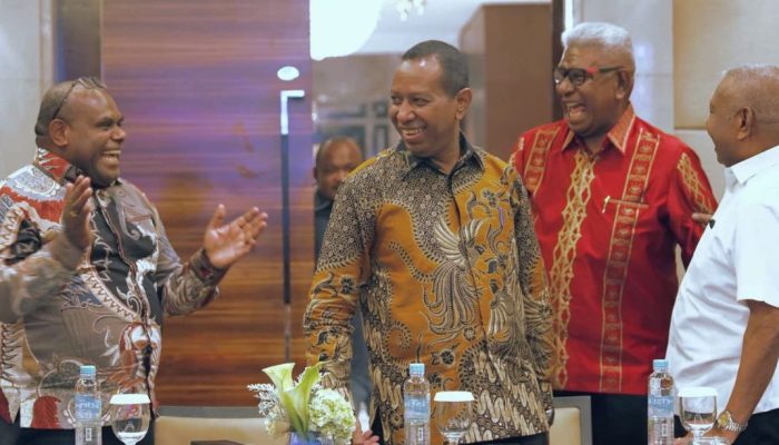 Nawipa dan Retob duel sukseskan Tahbisan Uskup Terpilih Timika Mgr. Bernard Baru