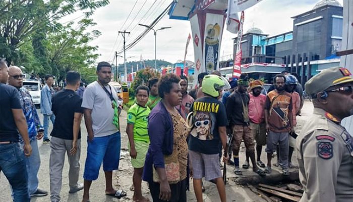 Dinilai Ganggu, Pedagang Pinang di RSUD Nabire Ditertibkan