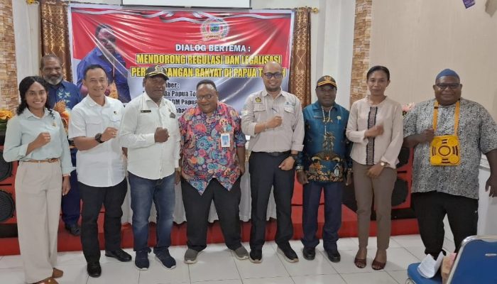 Dialog Di Nabire Dorong Regulasi Dan Legalisasi Pertambangan Rakyat Papua Tengah