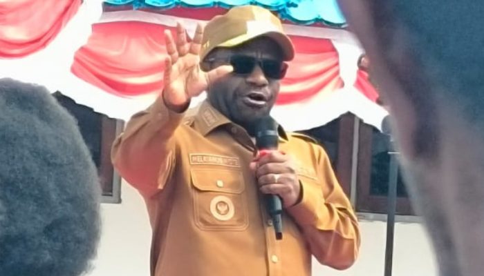 Bupati Melkianus Mote Apresiasi KNPI Deiyai
