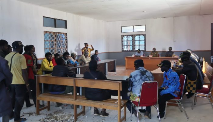 DPRK Paniai Janji Bentuk Pansus Tindaklanjuti Aspirasi Mahasiswa dan Masyarakat