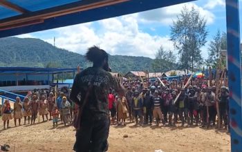 Gotong Royong Masyarakat Topiyai: “Yuu Waita” dan Rekreasi Hari Puncak Muspasmee Ke-VIII Paroki Komopa