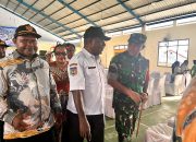 Dandim 1705/Nabire Hadiri Pengukuhan Kepala Suku Mee di Aula Bethesda