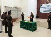 Lantik Kasi Intel dan Kasi Pidum Baru, Kajari Jayapura : Segera Tingkatkan Kinerja