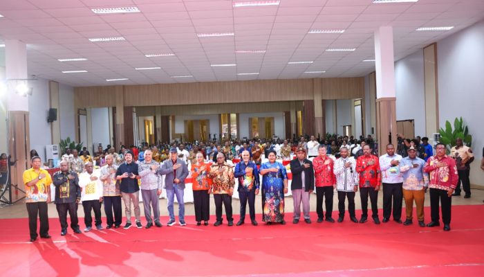 Pemprov Gelar Ibadah Syukur dan Talkshow 1 Tahun Kepemimpinan MEGE