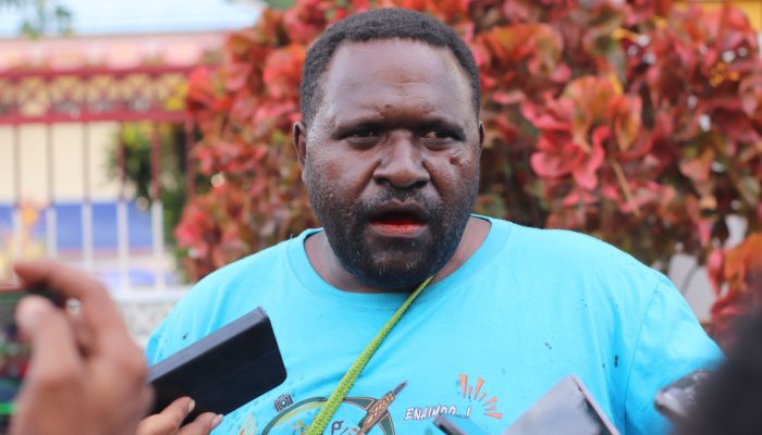 Jurnalis Nabire Pererat Toleransi dengan Berbagi Takjil