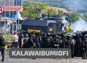 Polisi Bubarkan Aksi Mahasiswa di Jayapura Menggunakan Gas Air Mata
