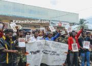 IPMADO Nabire Demo di Pasar Karang : Desak Transparansi Kasus Dogiyai, Ancam Tutup Polres