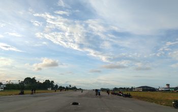Di Jalur Panjang Ini