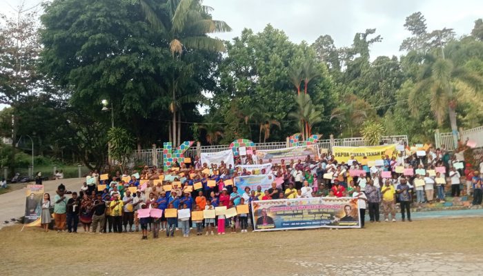 Ratusan Umat Katolik Nabire Gelar Parade 132 Tahun Misi Katolik : Serukan 22 Mei Jadi Hari Libur, Tolak Kekerasan, serukan jaga bumi Papua hingga Kenang Sejarah Perjuangan Misionaris