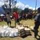 Pemerintah Distrik Gwandai Salurkan 15 Ton Beras untuk Sembilan Kampung
