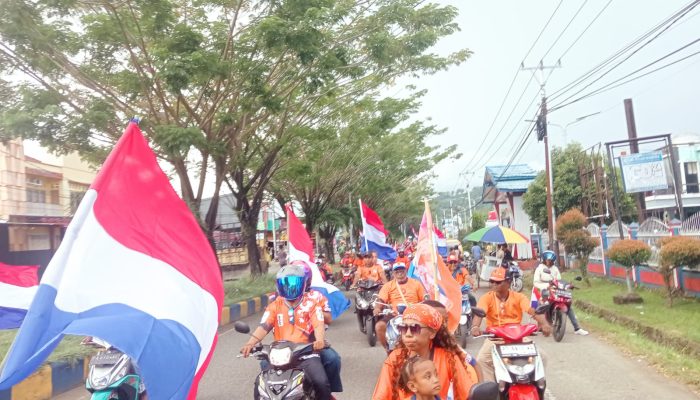 Ribuan Pendukung Peserta Piala Dunia di Nabire Gelar Pawai