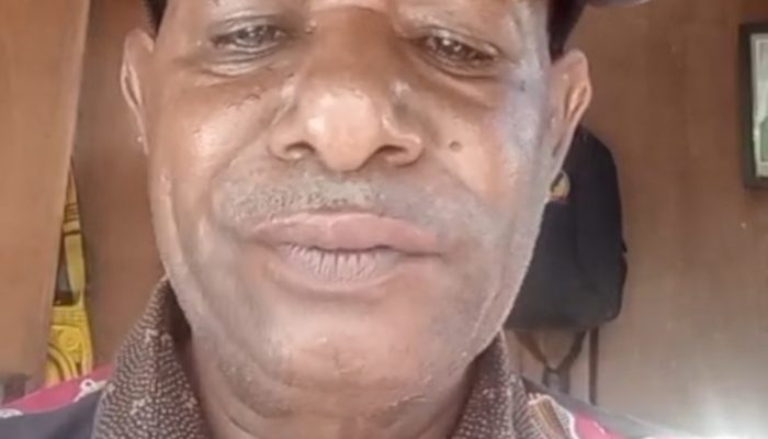 Fabianus Tebai : Siapa Pun Pengganti Kapolres Nabire Harus Tiru Cara Kerja AKBP Tatiratu