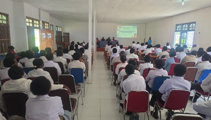 132 Guru Kontrak Program 3T Diterima dan Ditempatkan di 24 Distrik Kabupaten Paniai
