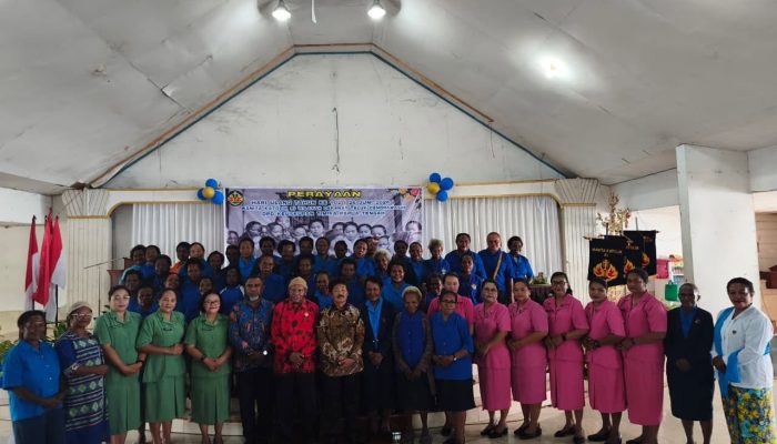 Yulianus Pasang Bawa Pesan Bupati Mesak di Peringatan HUT WKRI ke‑102 : Perempuan Beriman Kunci Kemajuan Daerah