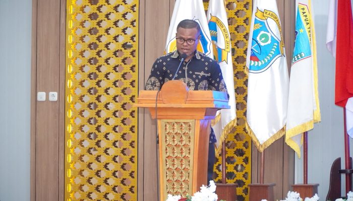 Ibadah Syukur LPPD, Gubernur Papua Tengah Tekankan Pembangunan Berlandaskan Keimanan