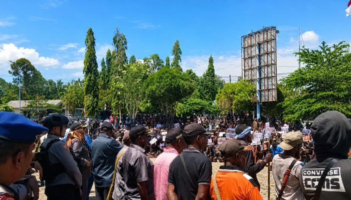Front Peduli Alam dan Manusia Simapitowa Tolak Pelepasan Tanah Paksa, Minta Penarikan Personel Militer