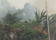 Kebakaran Bukit Meriam Diduga Disengaja, Warga dan Damkar Cepat Padam Sebelum Meluas
