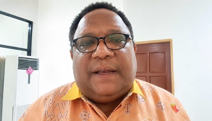 Selesaikan Batas Adat Lebih Dulu, John NR Gobai:  Tahan Sementara Rencana Pembangunan Kota Kapiraya