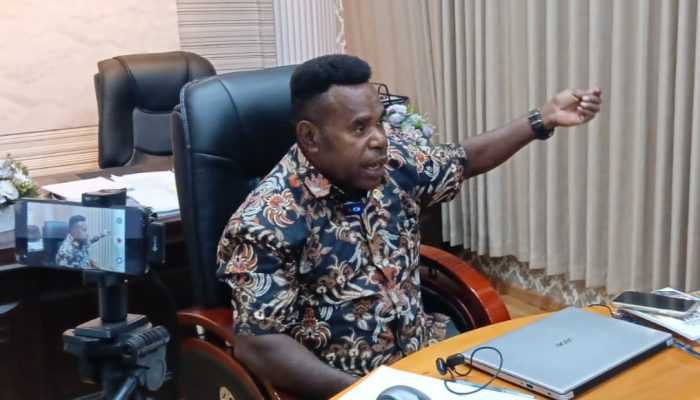 Ketua MRP Papua Tengah Minta DPR dan Eksekutif Tak Saling Kritik