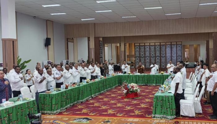 Papua Tengah Perkuat Tata Kelola Dana Otsus, Gubernur Dorong Transparansi dan Akuntabilitas
