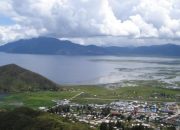 Paniai : Dari Wisselmeren (Enarotali – Nabire – Enarotali)